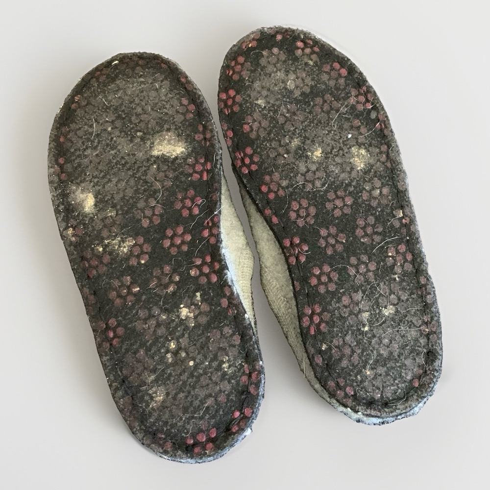 Haflinger Cat Slippers - Picture 5 of 5